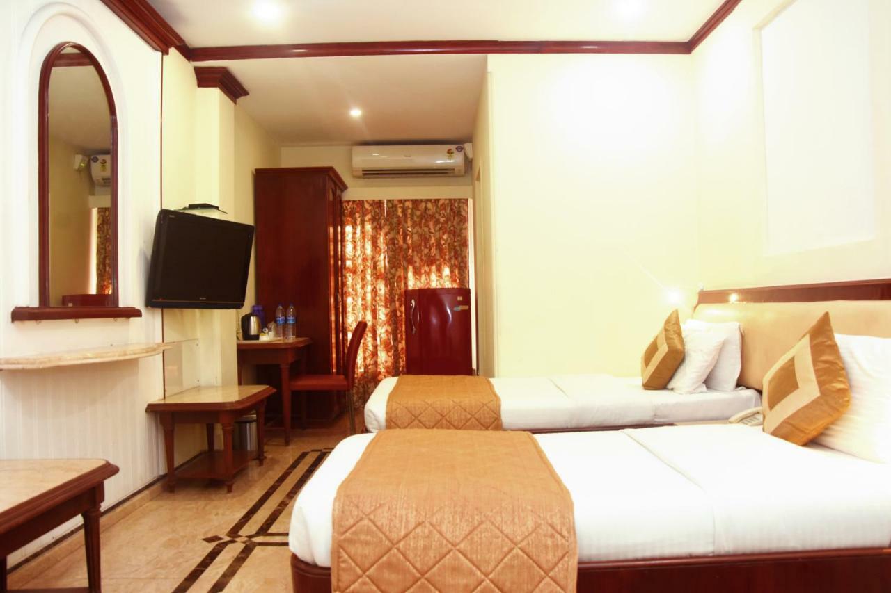 Garden Hotel Mumbai Kültér fotó