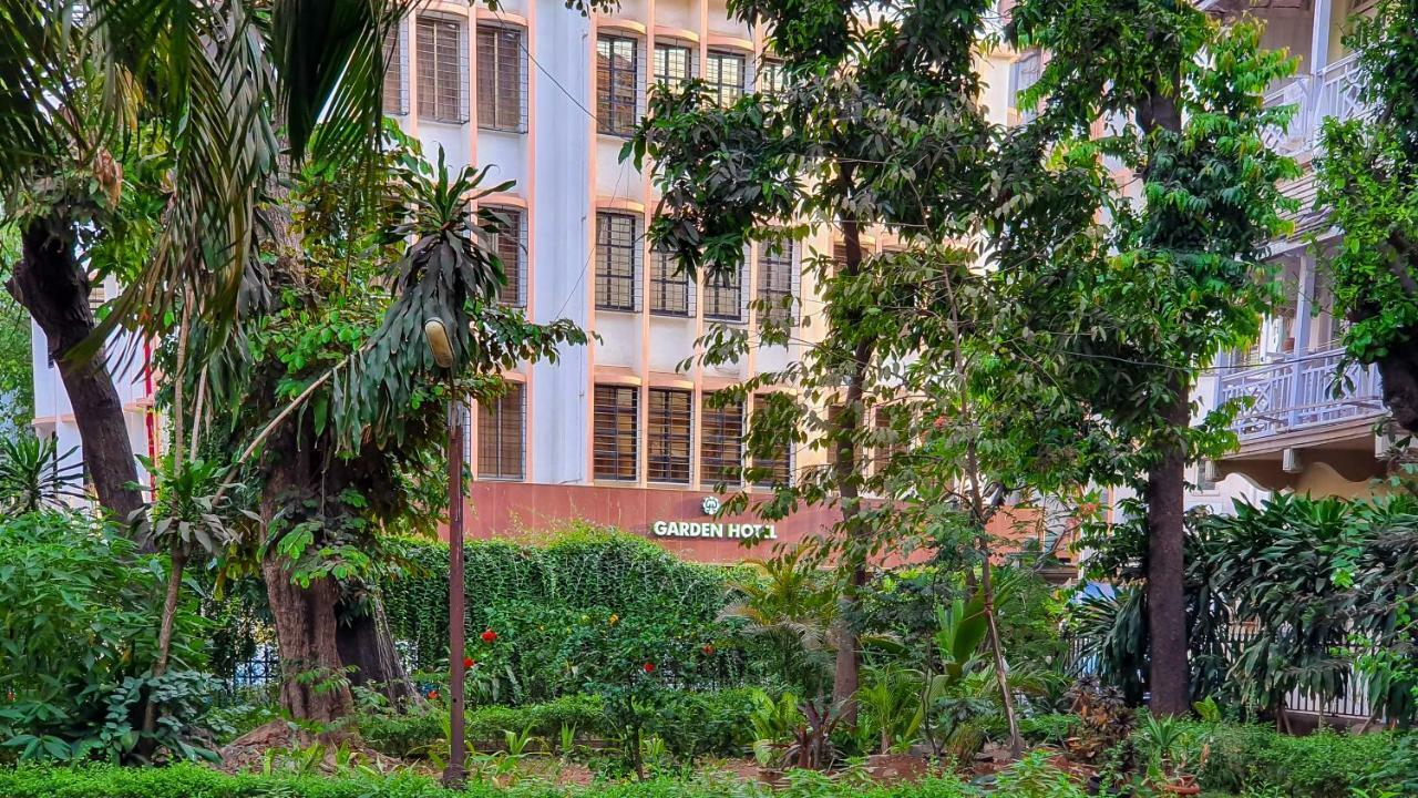 Garden Hotel Mumbai Kültér fotó